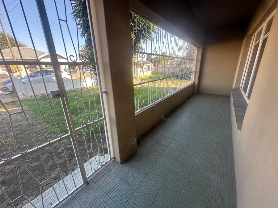 3 Bedroom Property for Sale in Bothasrus Eastern Cape